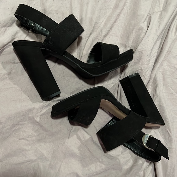 APT 9 HEELS - Picture 4 of 6